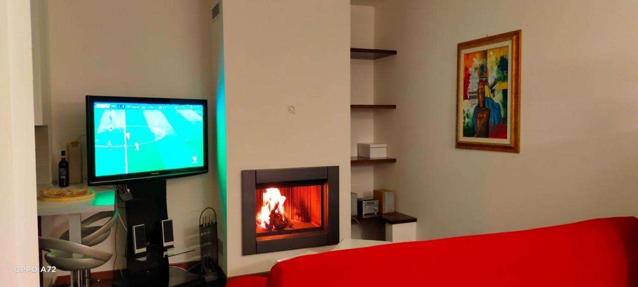 L'Olivo Appartamento Turistico Lucignano Exteriör bild